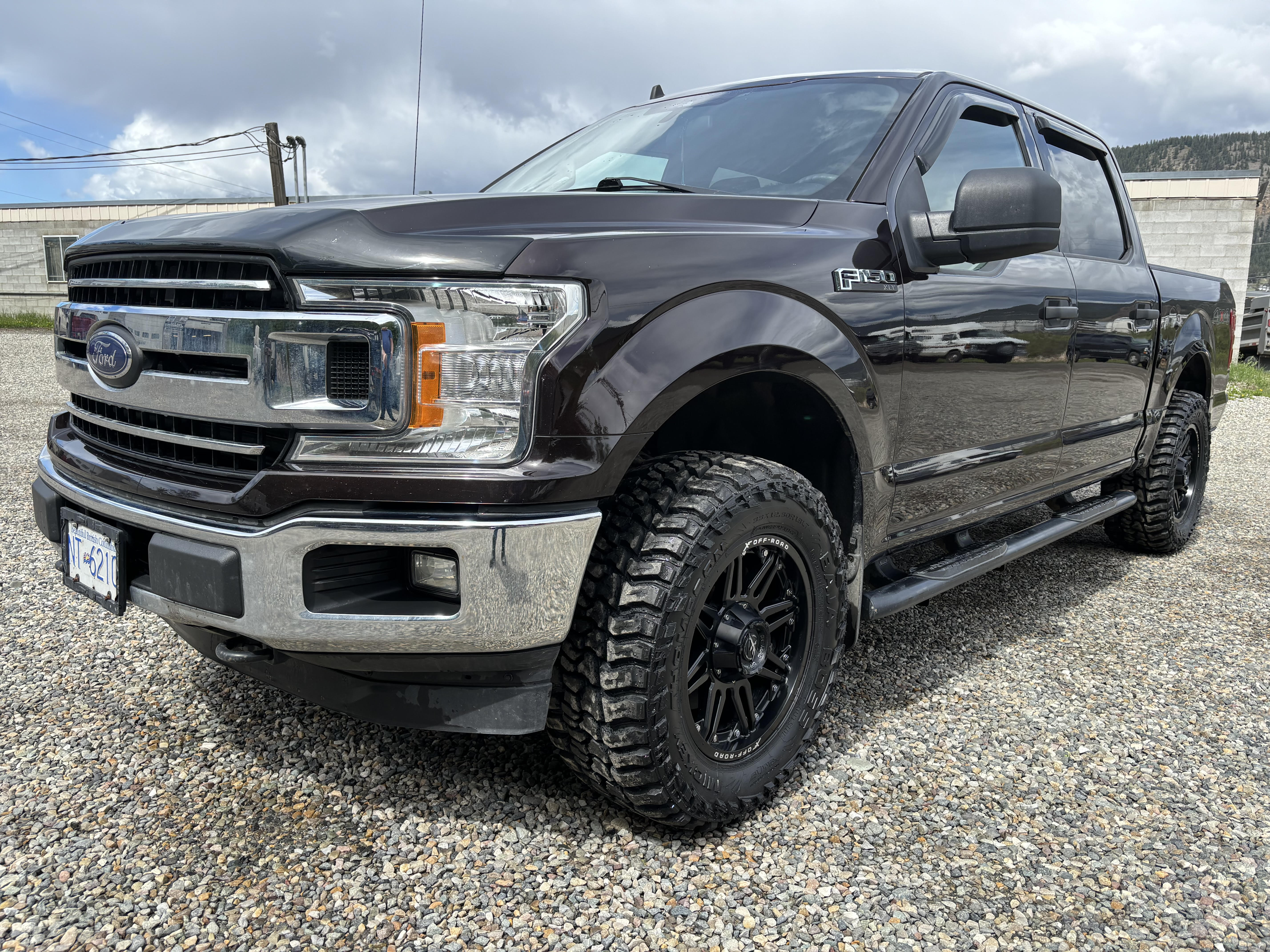 Mickey Thompson Baja Boss MT Tires