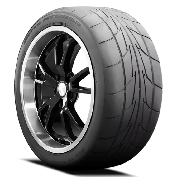 P245/45R17 Nitto NT555R