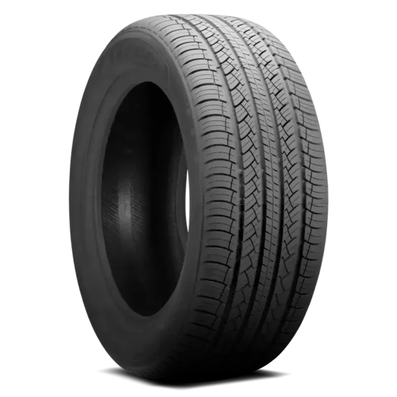 215/65R16 XL Atturo AZ600